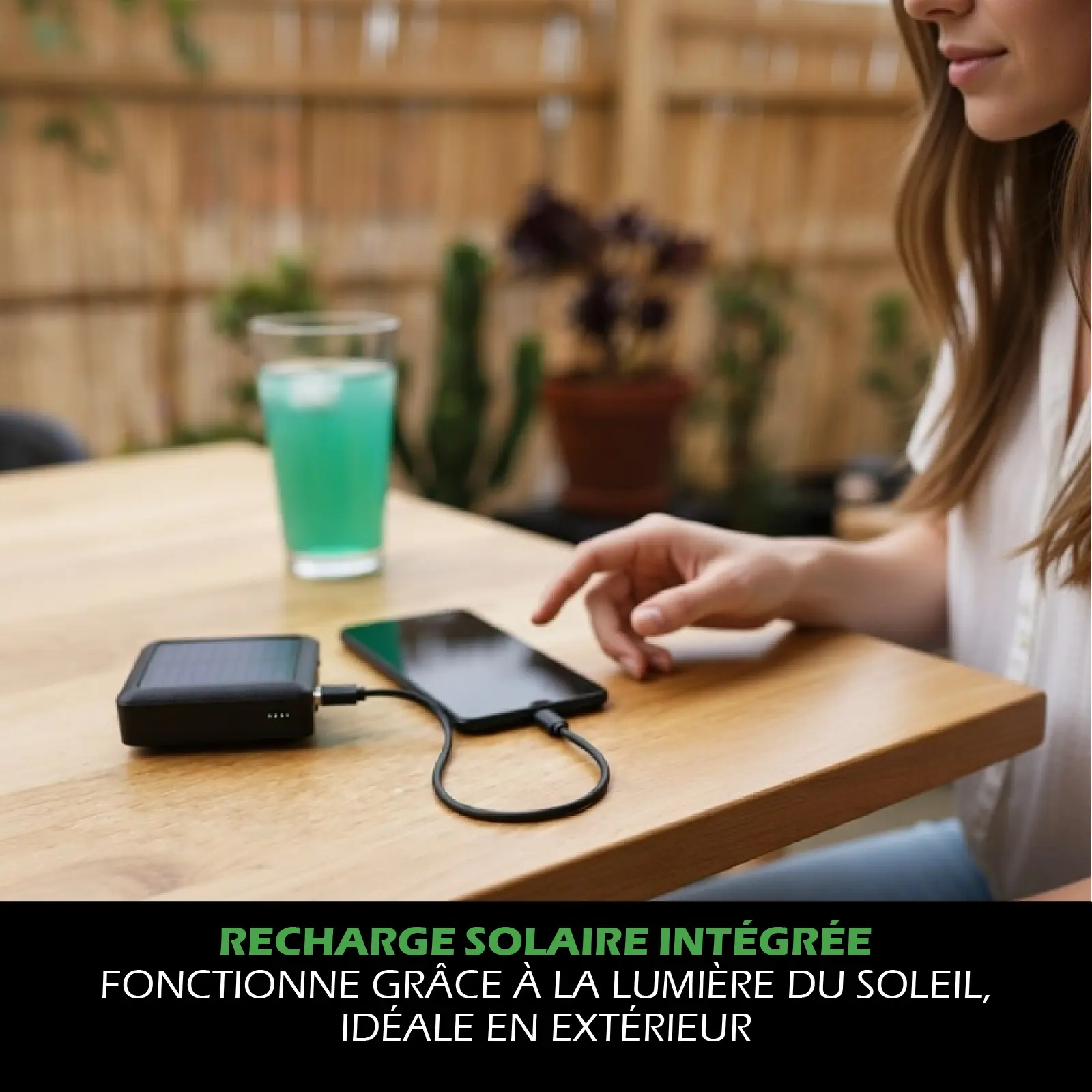 Batterie Externe Compacte Rechargeable Solaire & USB - Triple sortie USB - 10000mAh – Image 4