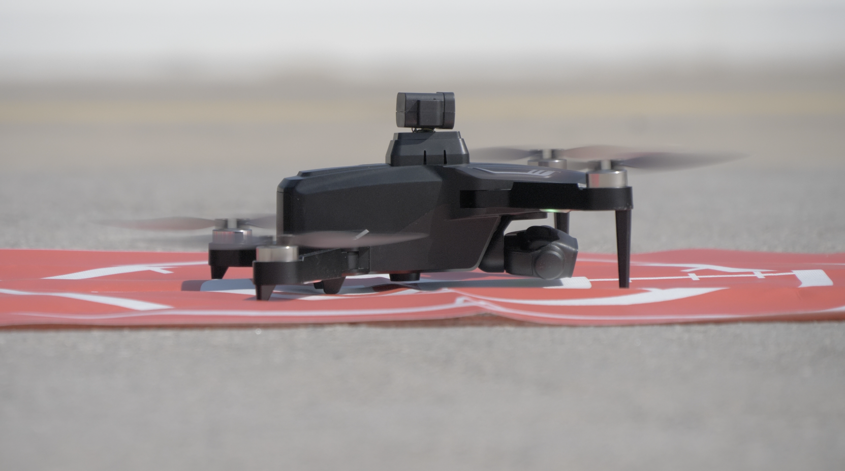 Piste d'atterrissage pliable et imperméable (pour drone) – Image 7