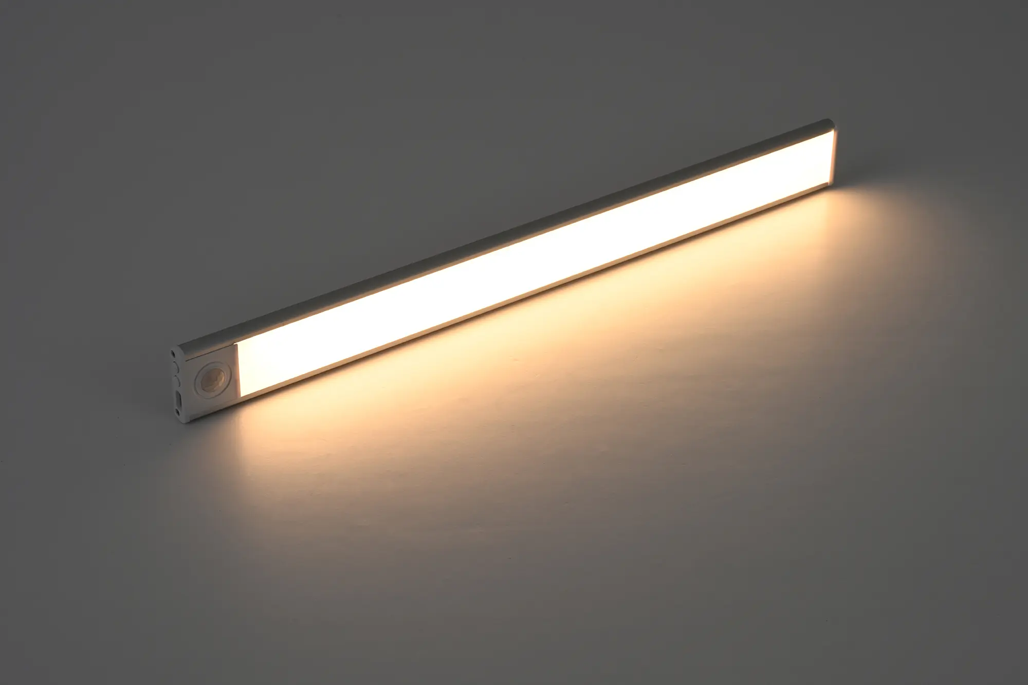 Lot de 2 Barre LED Ultra slim à détection de mouvement 70 lumen 30 cm – Image 4